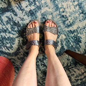 Mephisto sandals size 37. New!